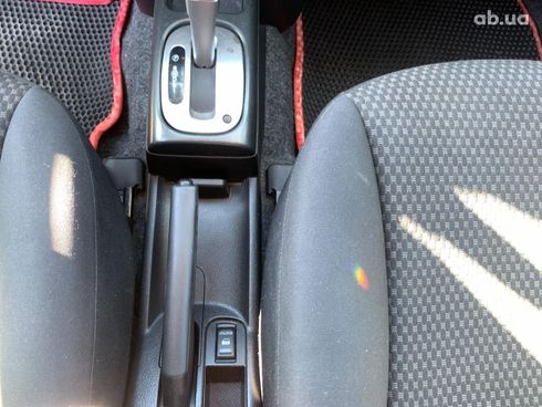 Nissan Note 2007 серый - фото 36