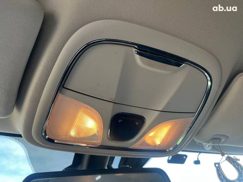 Jeep Cherokee 2013 черный - фото 25