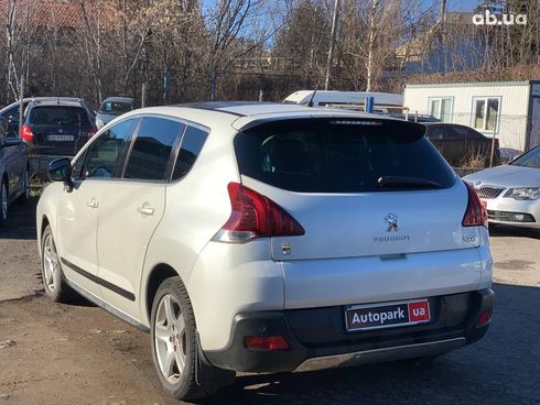 Peugeot 3008 2012 белый - фото 9