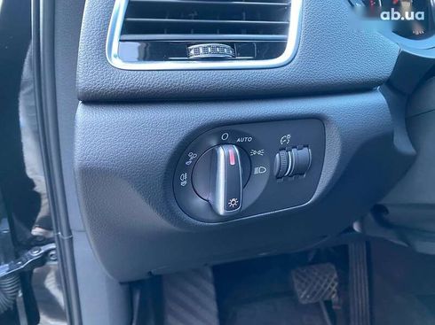 Audi Q3 2016 - фото 14