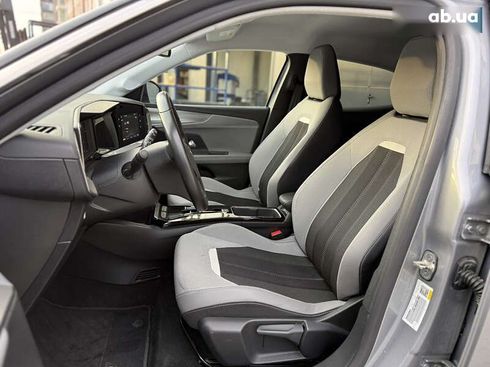 Opel Mokka-e 2022 - фото 8