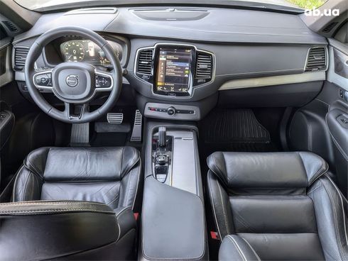 Volvo XC90 2022 серебристый - фото 12