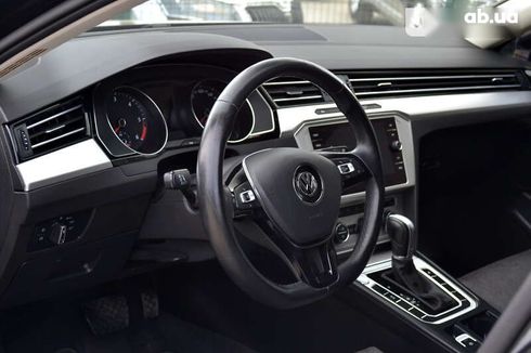 Volkswagen Passat 2018 - фото 25