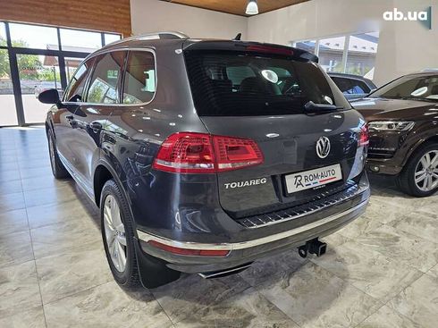 Volkswagen Touareg 2015 - фото 8
