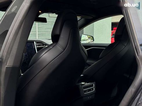 Tesla Model S 2018 - фото 16