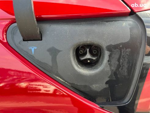 Tesla Model 3 2019 красный - фото 36