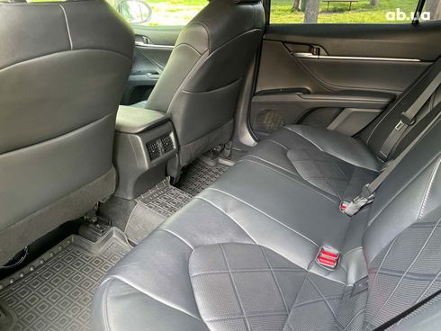 Toyota Camry 2017 черный - фото 26