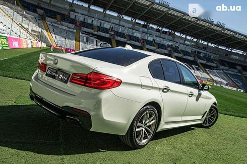 BMW 5 серия 2017 - фото 13