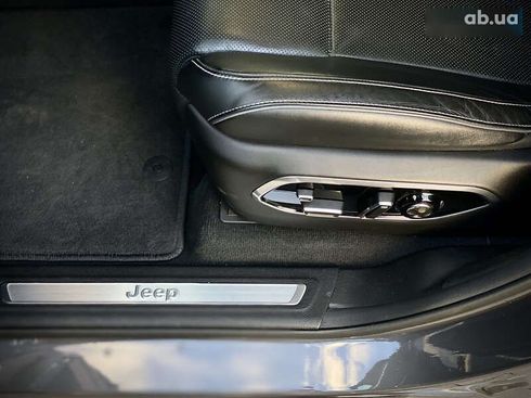Jeep Grand Cherokee 2023 - фото 16