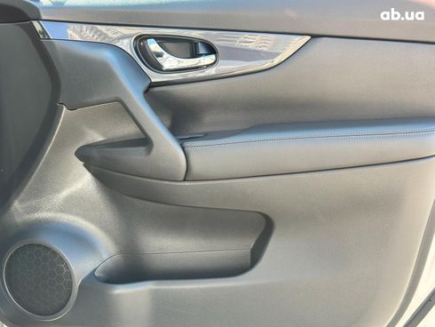 Nissan Rogue 2017 серый - фото 24