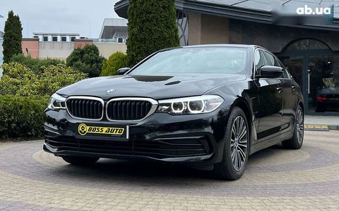 BMW 5 серия 2018 - фото 3