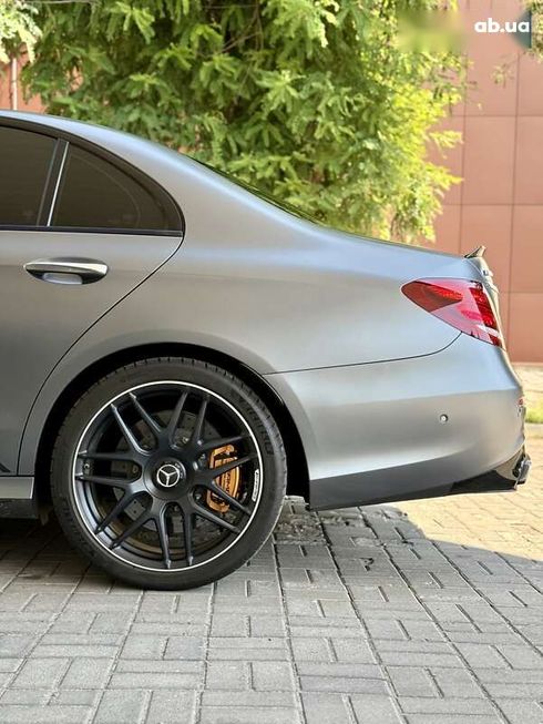 Mercedes-Benz E-Класс 2018 - фото 23