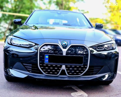 BMW i4 2024 черный - фото 8