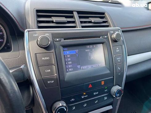 Toyota Camry 2015 - фото 15