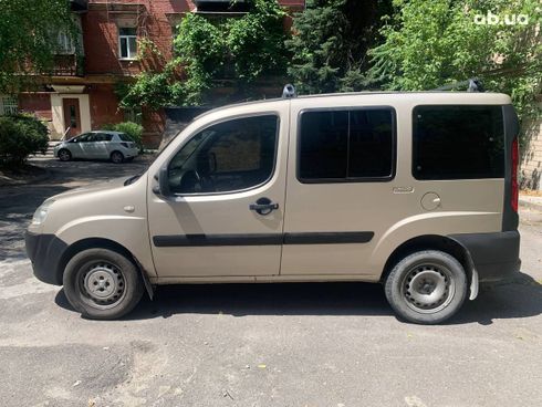 Fiat Doblo 2012 бежевый - фото 3