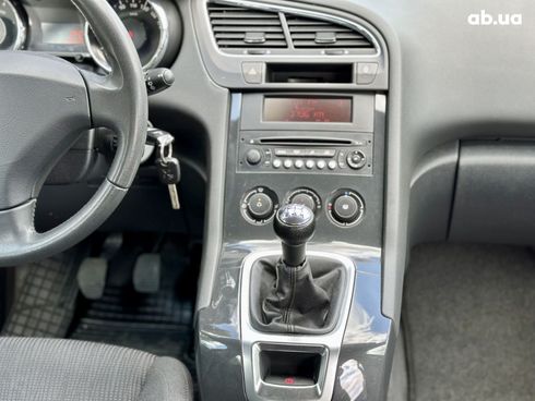 Peugeot 5008 2013 черный - фото 11