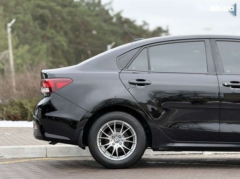 Kia Rio 2017 - фото 11