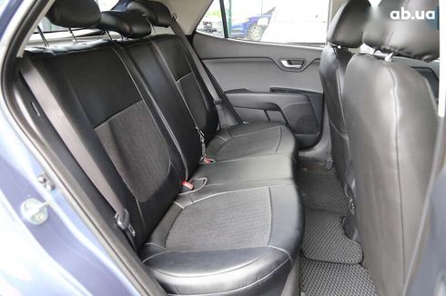 Kia Stonic 2020 - фото 9
