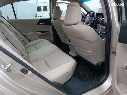 Honda Accord 2013 бежевый - фото 36