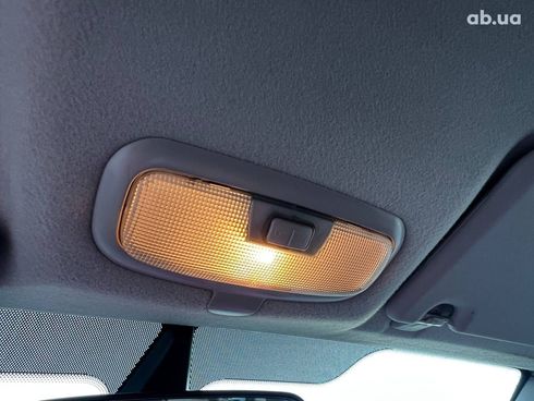 Ford Fusion 2011 белый - фото 30