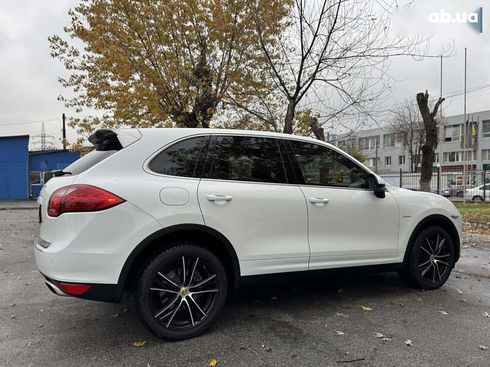 Porsche Cayenne 2014 - фото 29