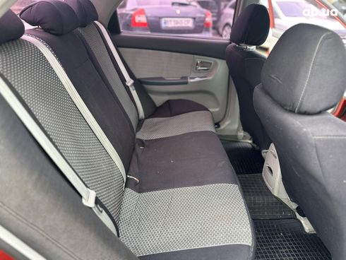 Kia Cerato 2007 красный - фото 10