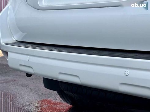 Toyota Land Cruiser Prado 2013 - фото 15