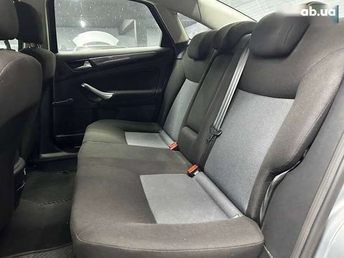 Ford Mondeo 2012 - фото 18
