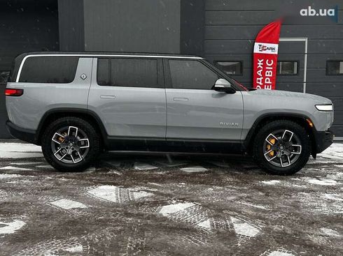 Rivian R1S 2023 - фото 8