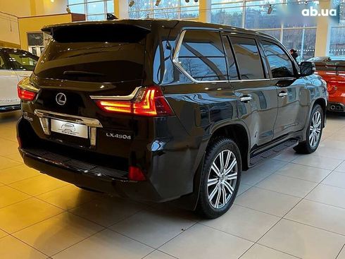 Lexus LX 2017 - фото 8