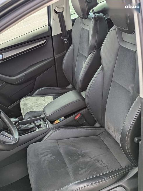 Skoda Karoq 2018 - фото 10