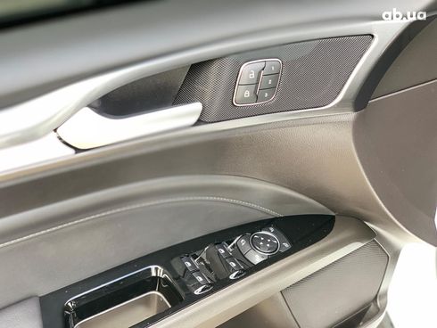 Ford Mondeo 2019 белый - фото 20