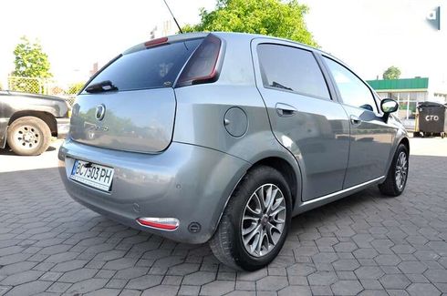 Fiat Punto 2012 - фото 7