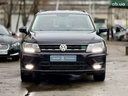 Volkswagen Tiguan 2018 черный - фото 8