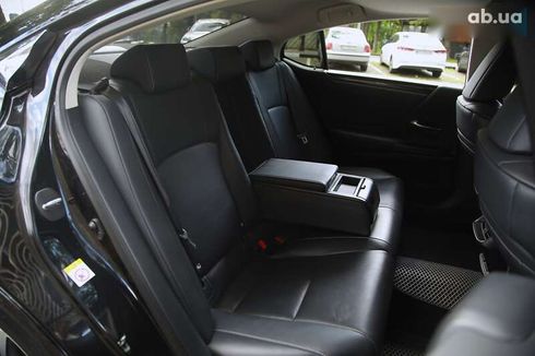 Lexus ES 2018 - фото 9