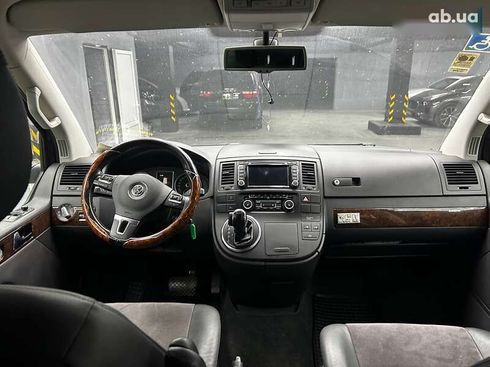 Volkswagen Multivan 2015 - фото 13