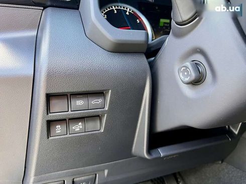 Toyota Land Cruiser 2022 - фото 30