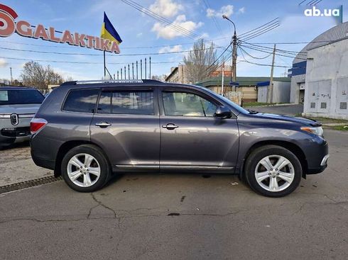 Toyota Highlander 2011 - фото 7
