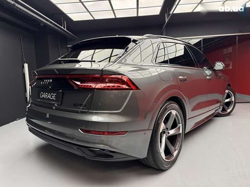 Audi Q8 2021 - фото 19