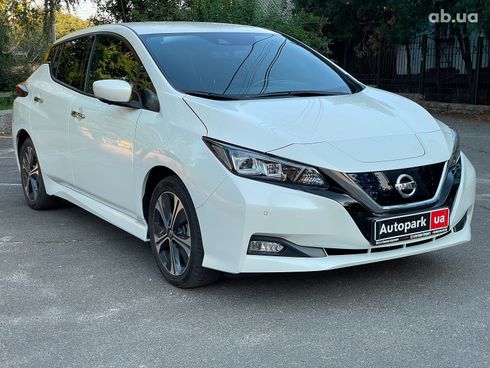 Nissan Leaf 2020 белый - фото 5