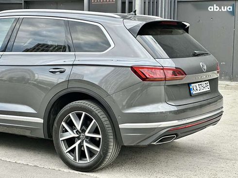 Volkswagen Touareg 2021 - фото 11
