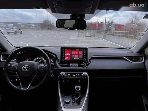 Toyota RAV4 2019 - фото 22