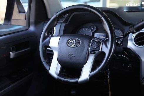 Toyota Tundra 2015 - фото 12