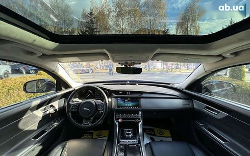 Jaguar XF 2019 - фото 21