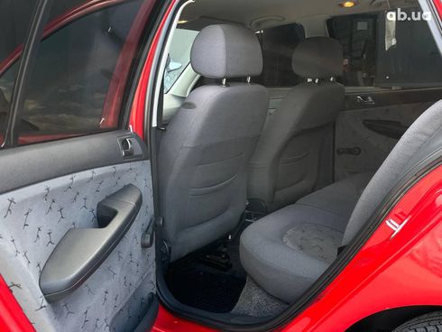 Skoda Fabia 2003 красный - фото 28