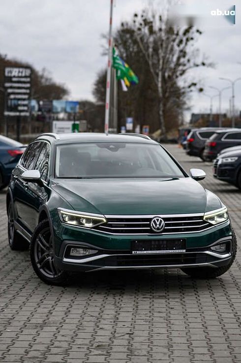 Volkswagen passat alltrack 2020 - фото 9