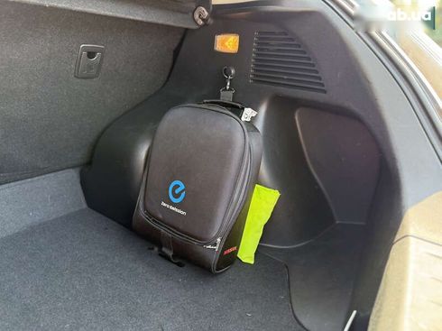 Nissan Leaf 2015 - фото 18