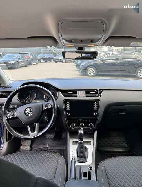 Skoda Octavia 2017 - фото 7