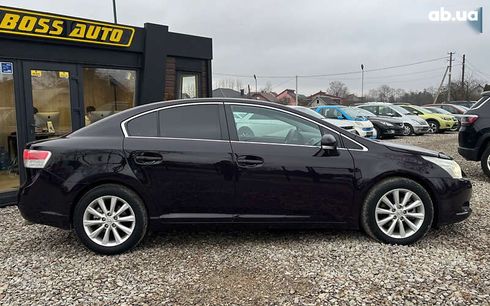Toyota Avensis 2009 - фото 8