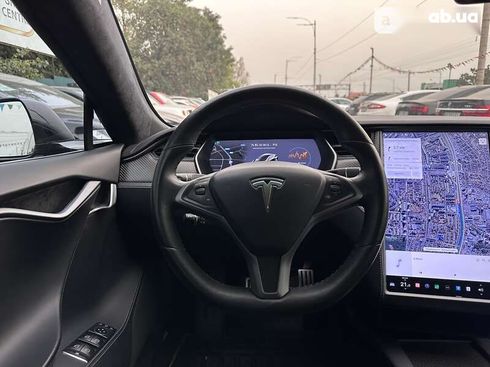 Tesla Model S 2019 - фото 14